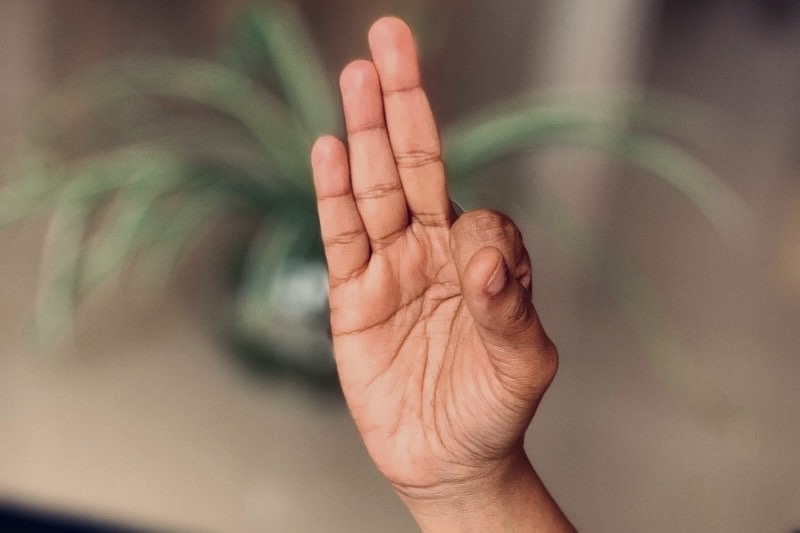 vayu mudra yoga